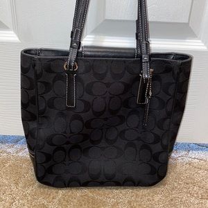 ✨price drop✨ Coach Purse - Black Shoulder Bag